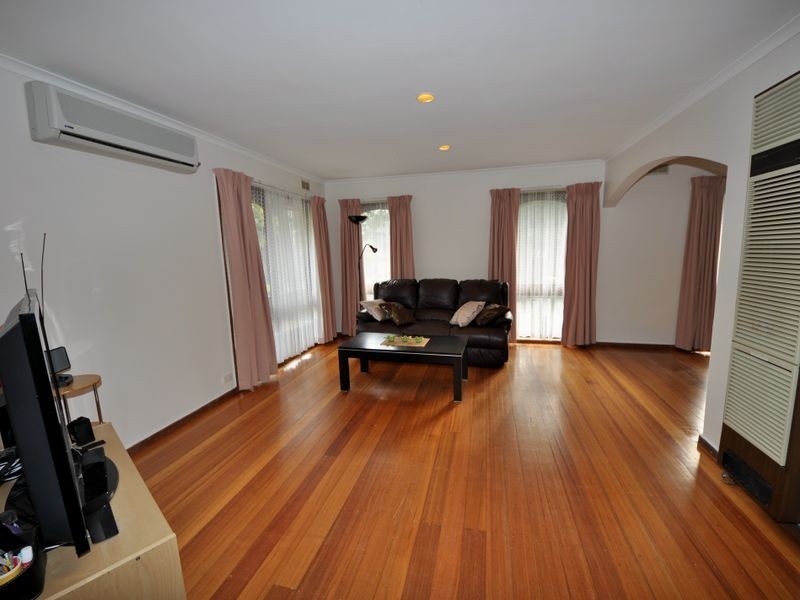 50 Barclay Avenue, Croydon VIC 3136