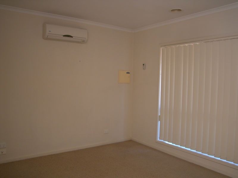 8/56 Norton Road, Croydon VIC 3136