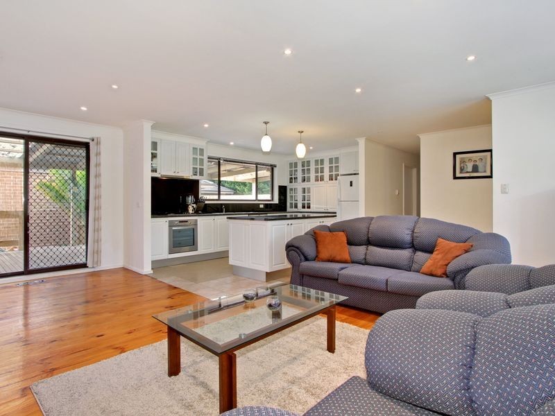 1/10 Larissa Court, Croydon VIC 3136