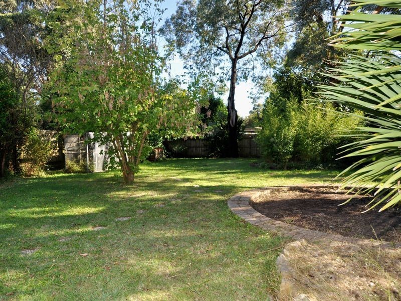 11 Laird Street, Croydon VIC 3136