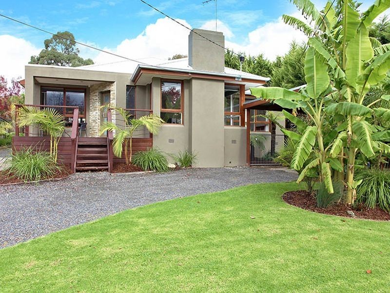 10 Taronga Crescent, Croydon VIC 3136