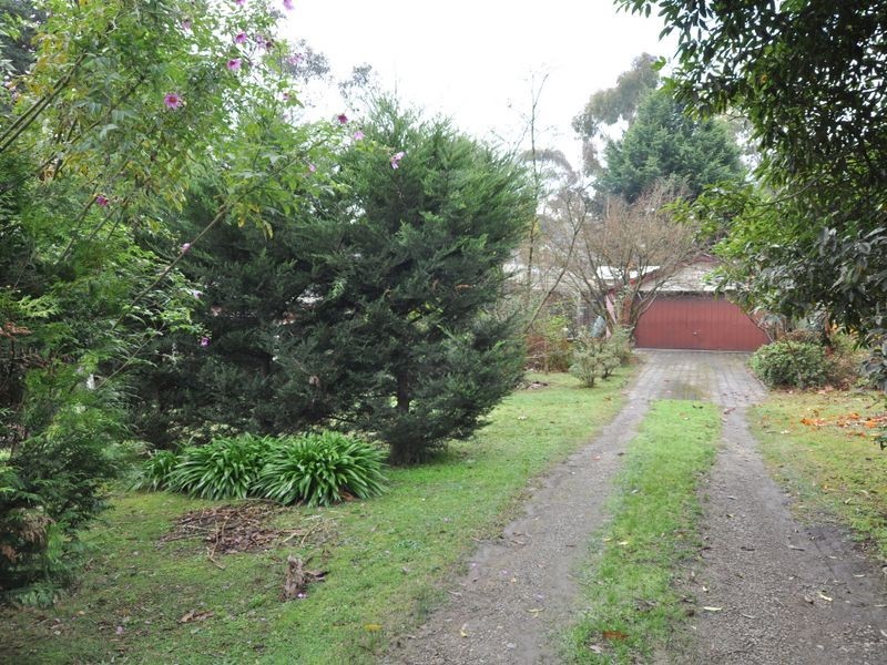 2 Raleigh Street, Seville VIC 3139