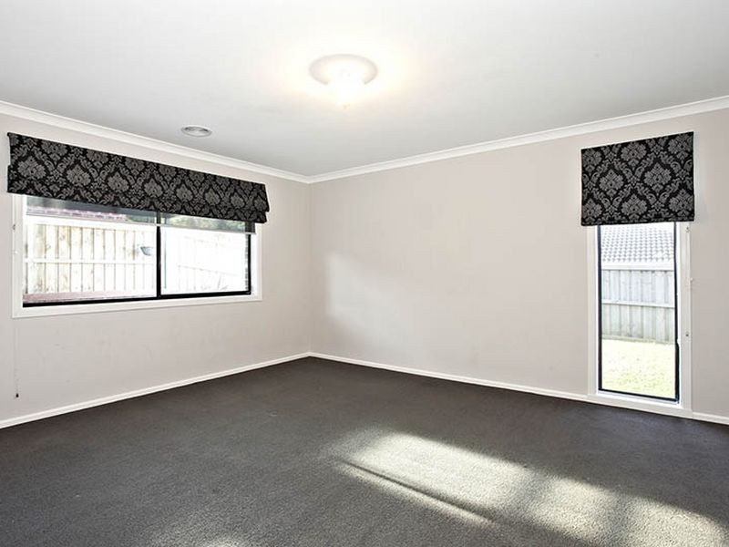8 Lyrebird Court, Bayswater North VIC 3153