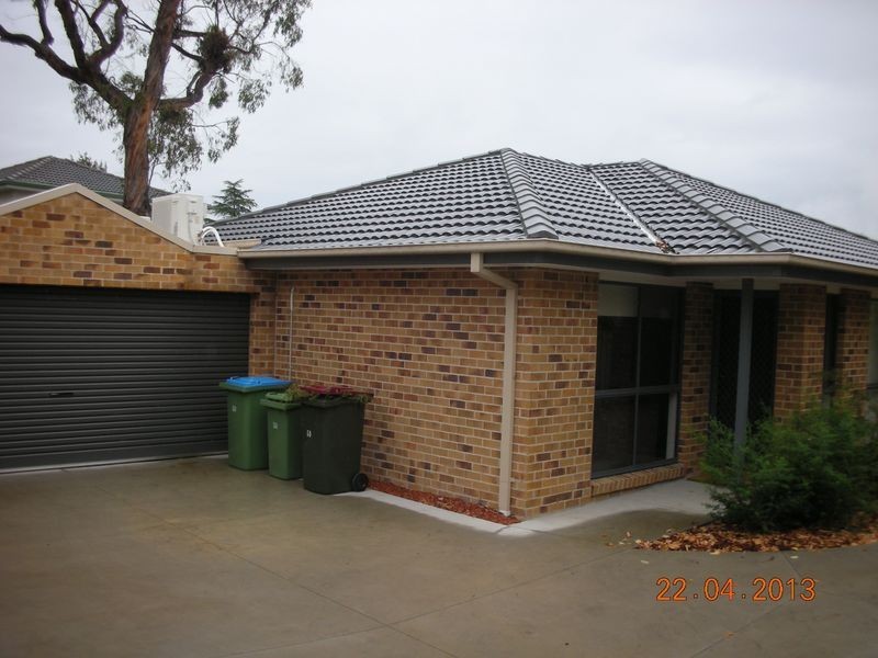 2/50 Belmont Road West, Croydon South VIC 3136