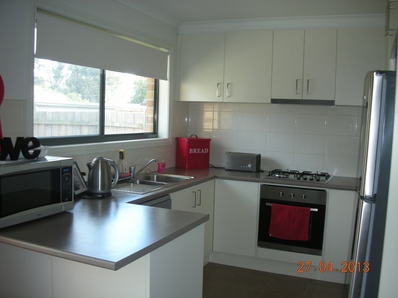 2/50 Belmont Road West, Croydon South VIC 3136