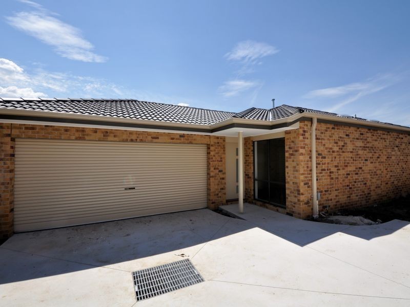 3/11 Leigh Road, Croydon VIC 3136