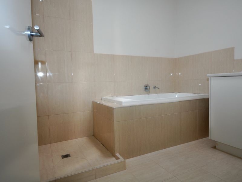 3/11 Leigh Road, Croydon VIC 3136