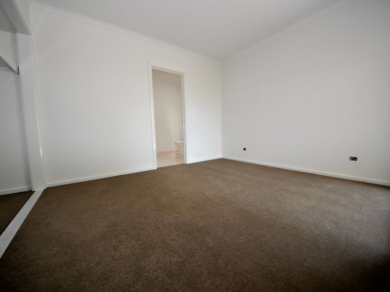 3/11 Leigh Road, Croydon VIC 3136