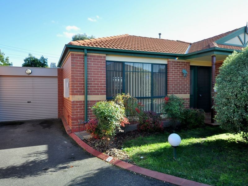 12/355 Dorset Road, Croydon VIC 3136