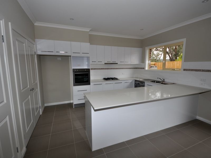 Unit 2/48 Lusher Road, Croydon VIC 3136