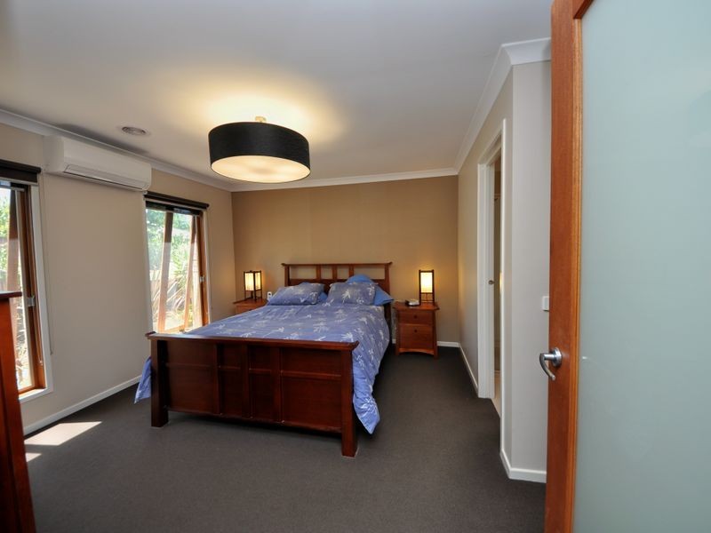 5 Inglewood Close, Croydon VIC 3136