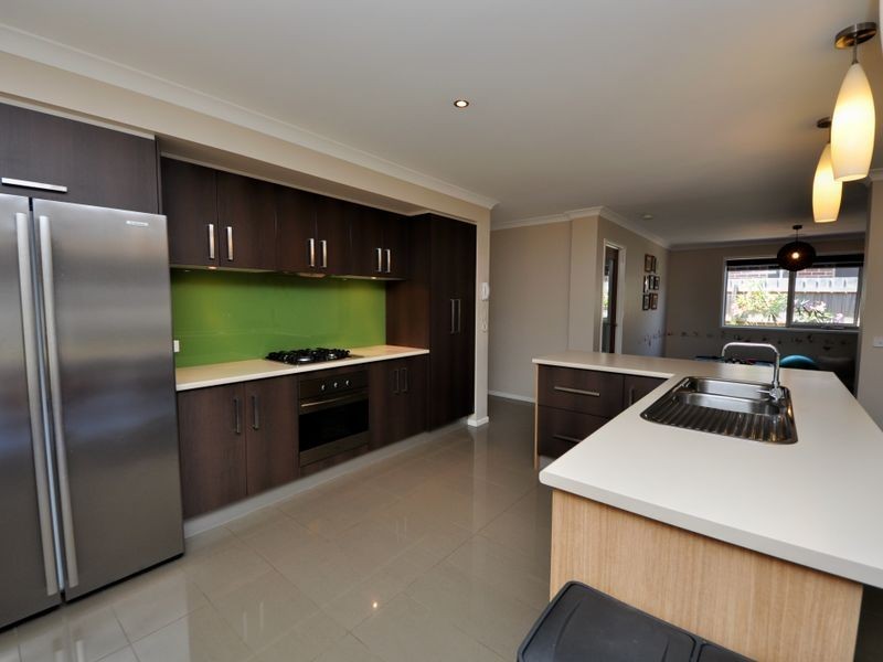 5 Inglewood Close, Croydon VIC 3136