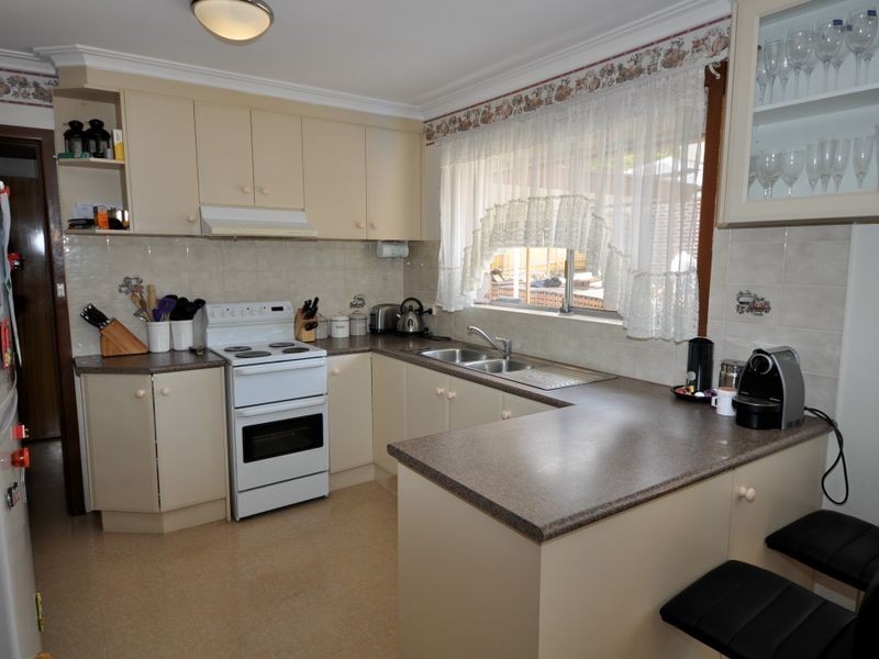 1/68 Balmoral Street, Kilsyth VIC 3137