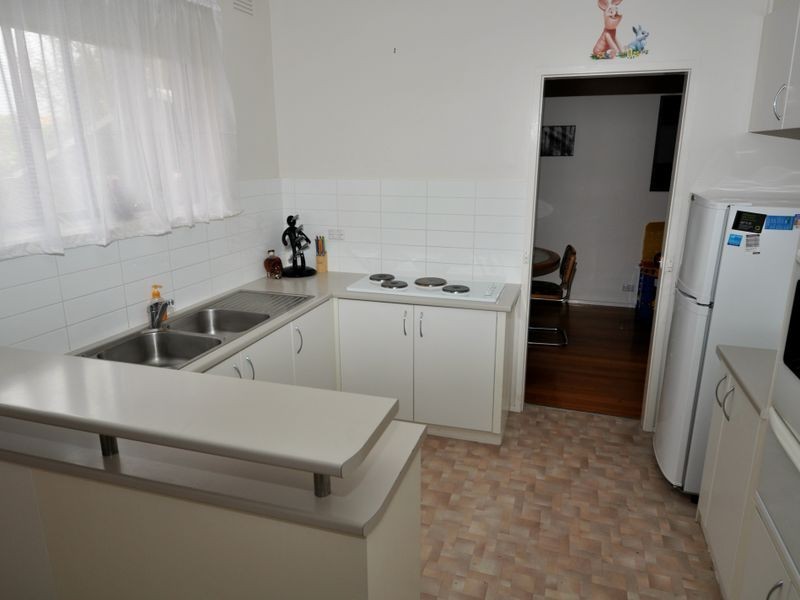 64 Birkenhead Drive, Kilsyth VIC 3137