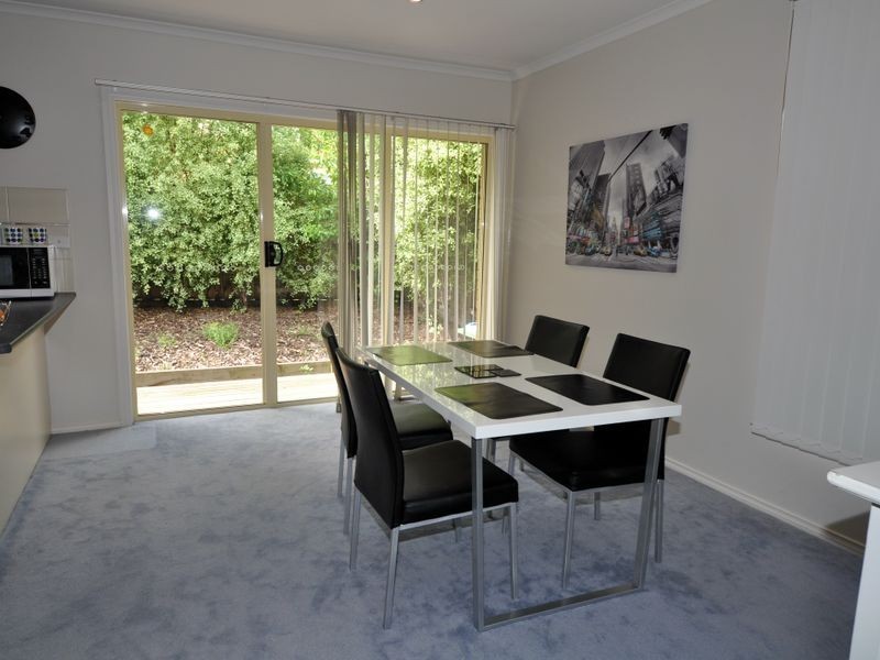 2/14 Branch Road, Bayswater North VIC 3153