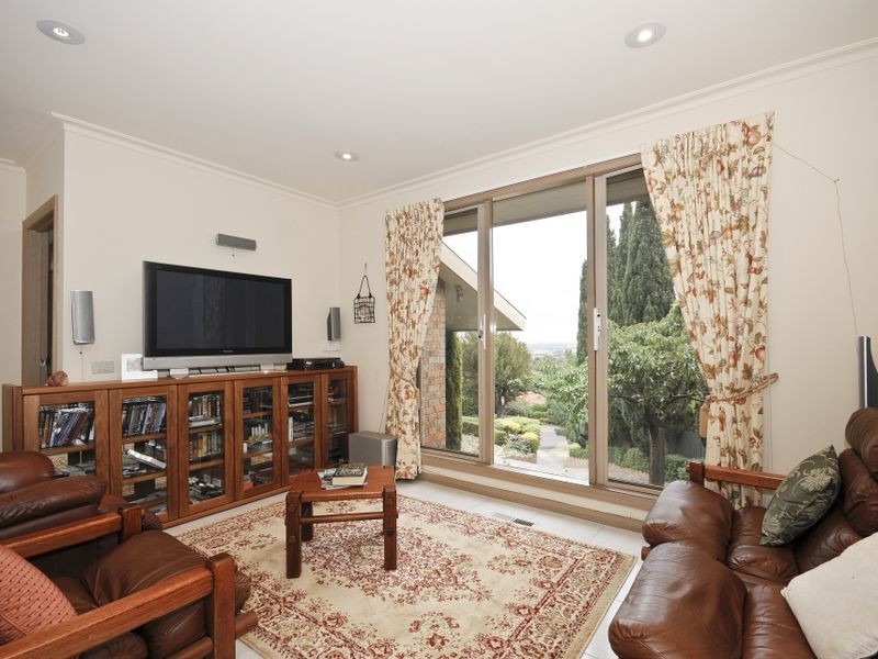 7 Highleigh Court, Mooroolbark VIC 3138