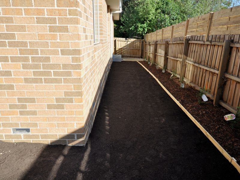 2/11 Laird Street, Croydon VIC 3136