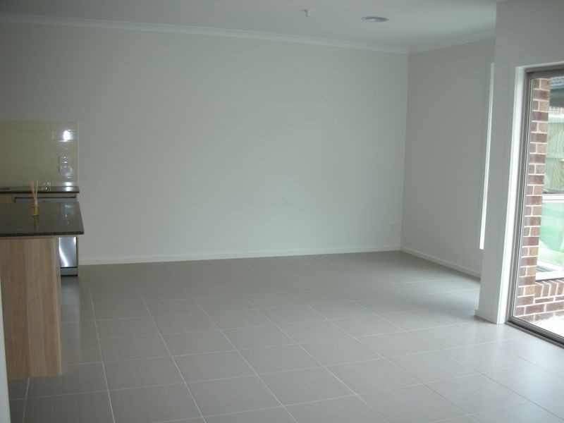 Unit 2/13 Leonard Street, Bayswater VIC 3153