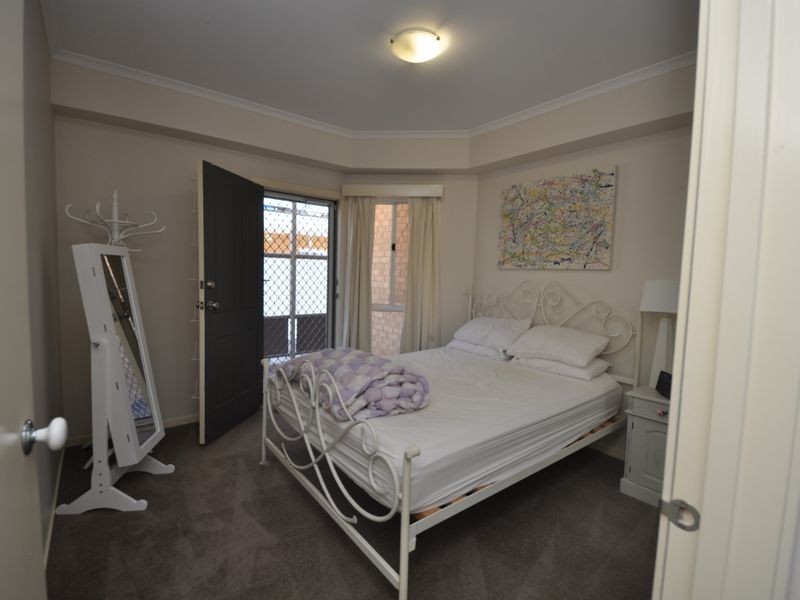 54/11-13 Hewish Road, Croydon VIC 3136