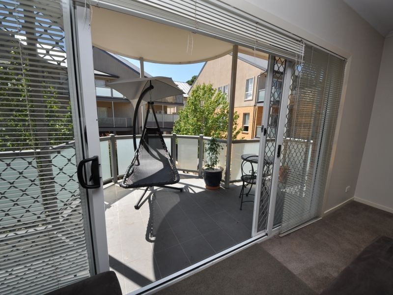 54/11-13 Hewish Road, Croydon VIC 3136