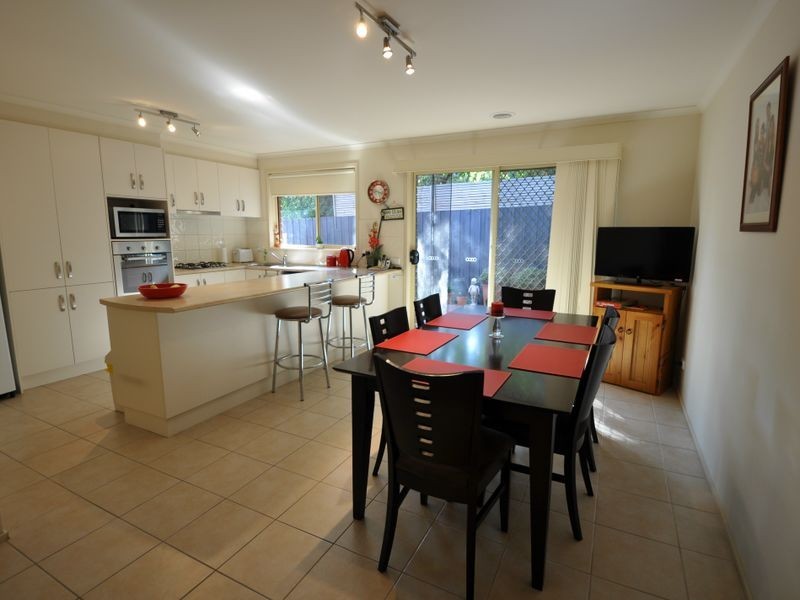 31A Geoffrey Drive, Kilsyth VIC 3137