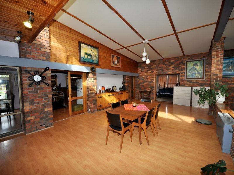 14 Lusher Road, Croydon VIC 3136