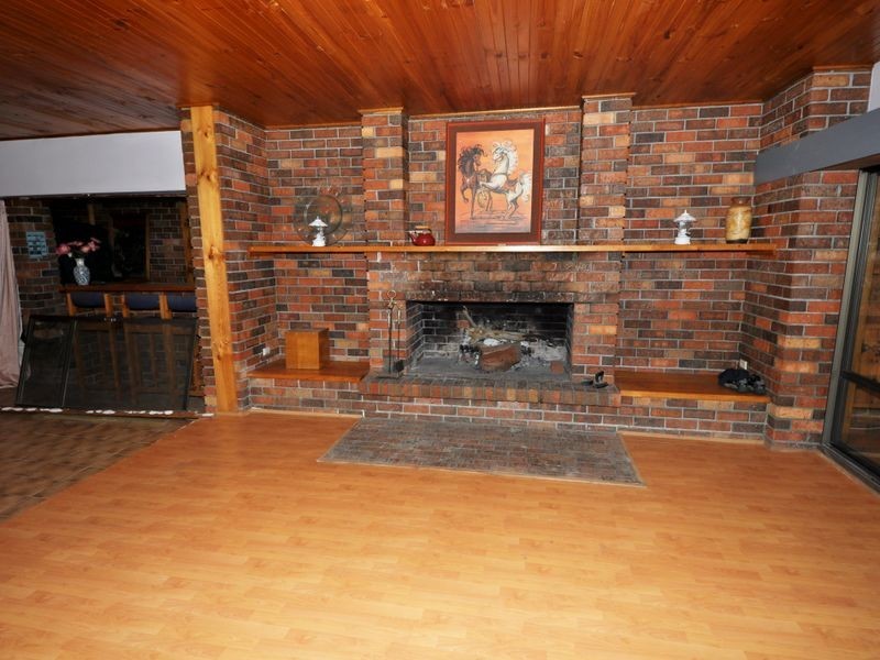 14 Lusher Road, Croydon VIC 3136