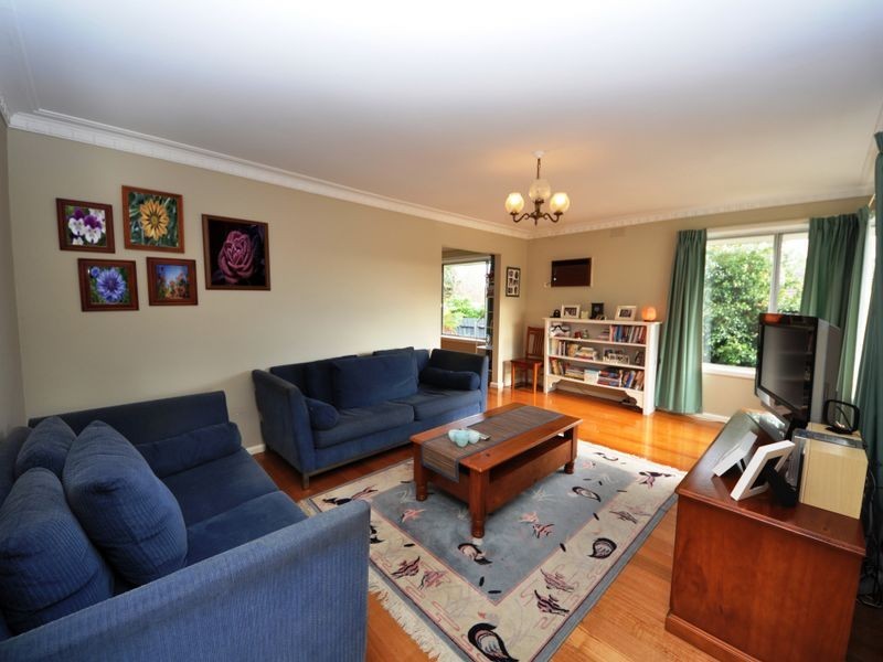 25 Kalimna Street, Mooroolbark VIC 3138