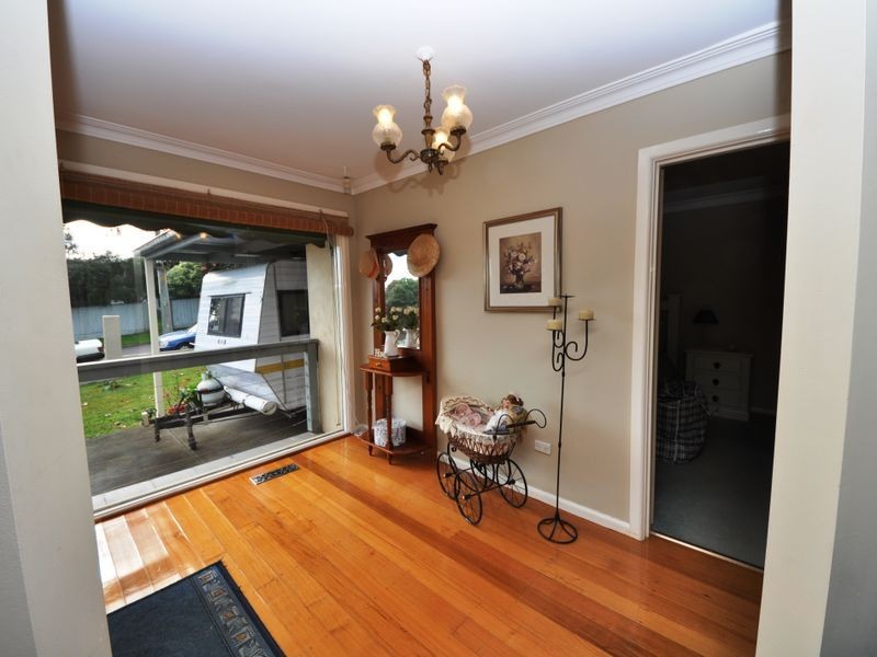 25 Kalimna Street, Mooroolbark VIC 3138