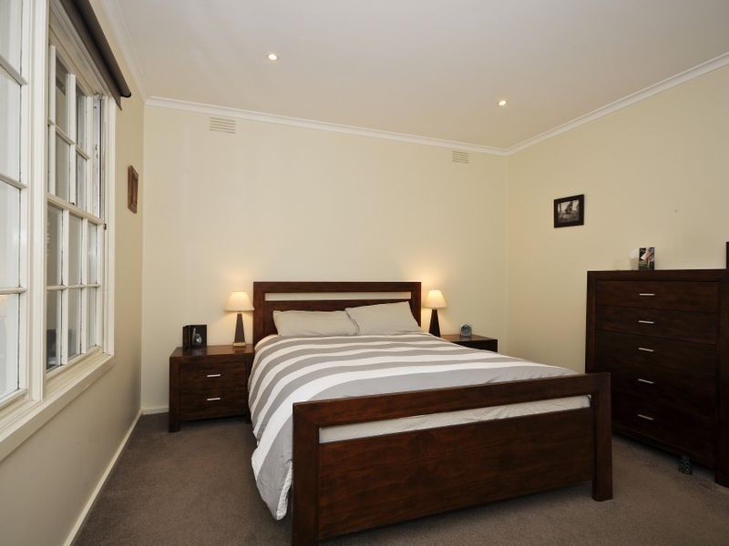 4 Pine Court, Croydon VIC 3136