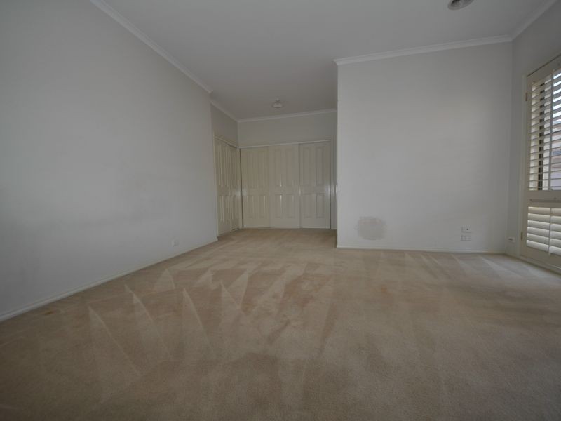 24 Arlington Walk, Vermont VIC 3133