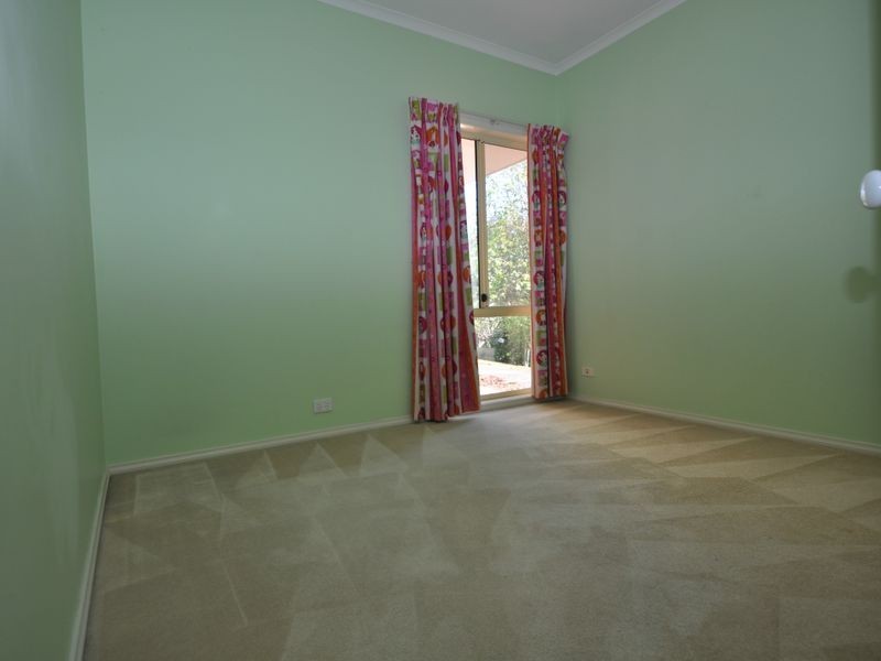 24 Arlington Walk, Vermont VIC 3133