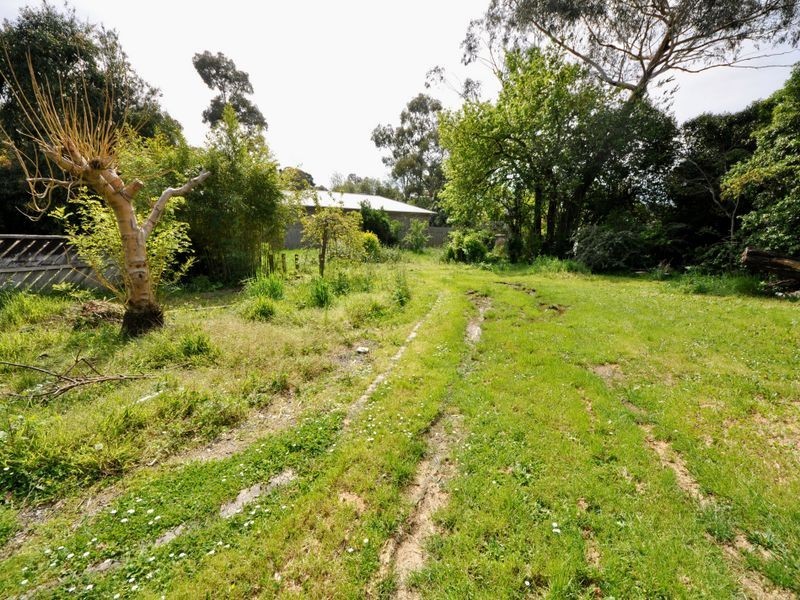 6 Dornoch Court, Croydon VIC 3136