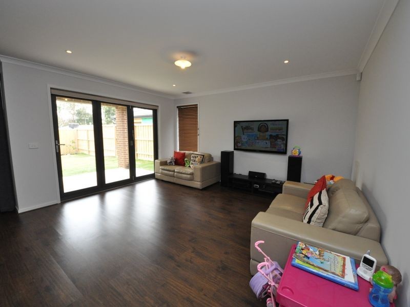 22 Le-Grew Street, Croydon VIC 3136