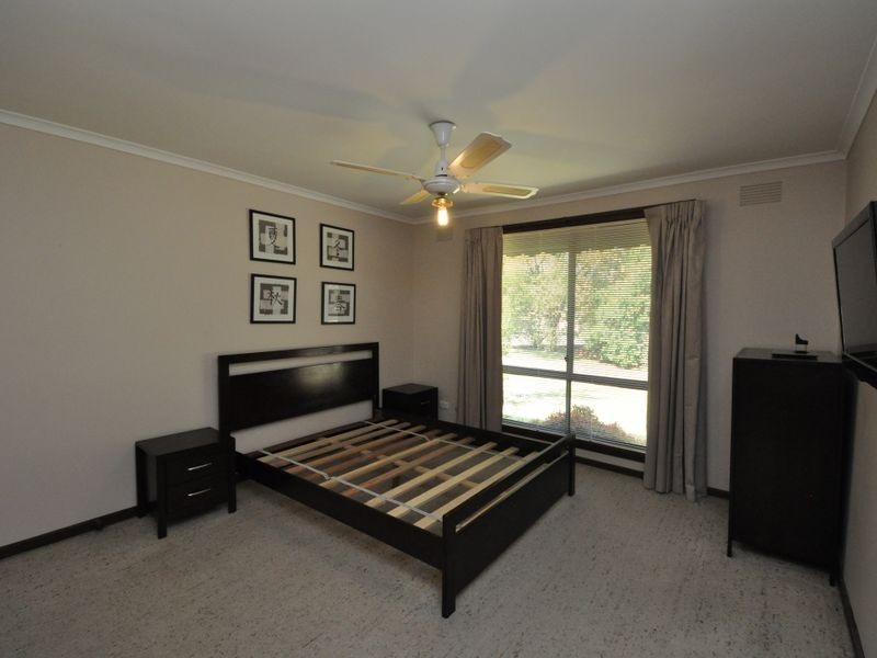 4/31 Leigh Road, Croydon VIC 3136