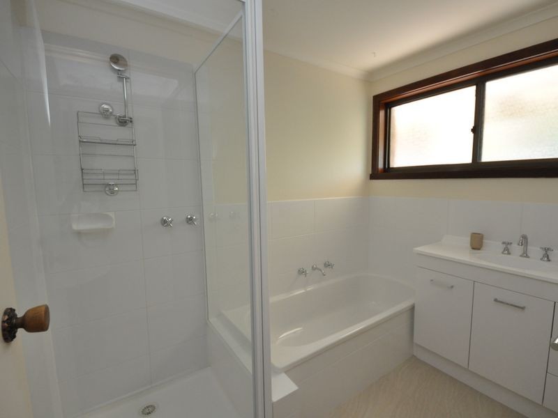 4/31 Leigh Road, Croydon VIC 3136