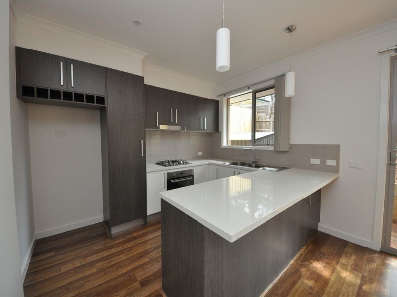 2/34 Timms Avenue, Croydon VIC 3136