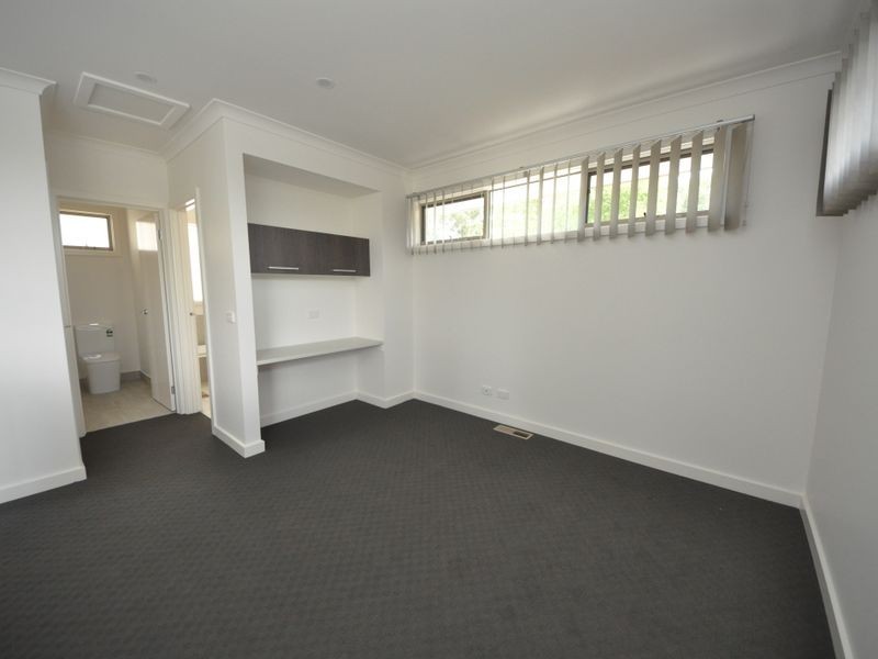 2/34 Timms Avenue, Croydon VIC 3136