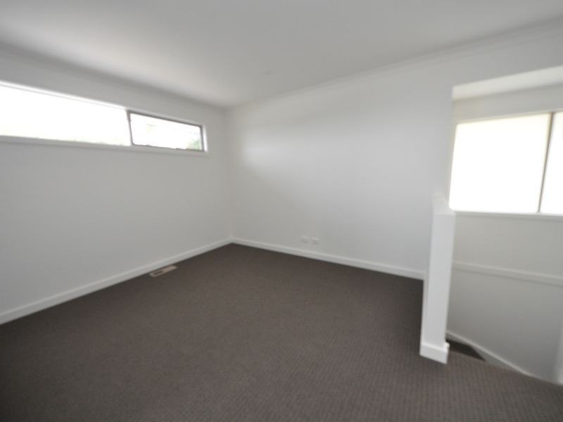 4/32-34 Timms Avenue, Croydon VIC 3136