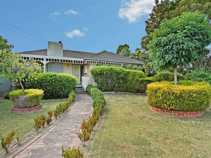 38 Tamworth Road, Kilsyth VIC 3137