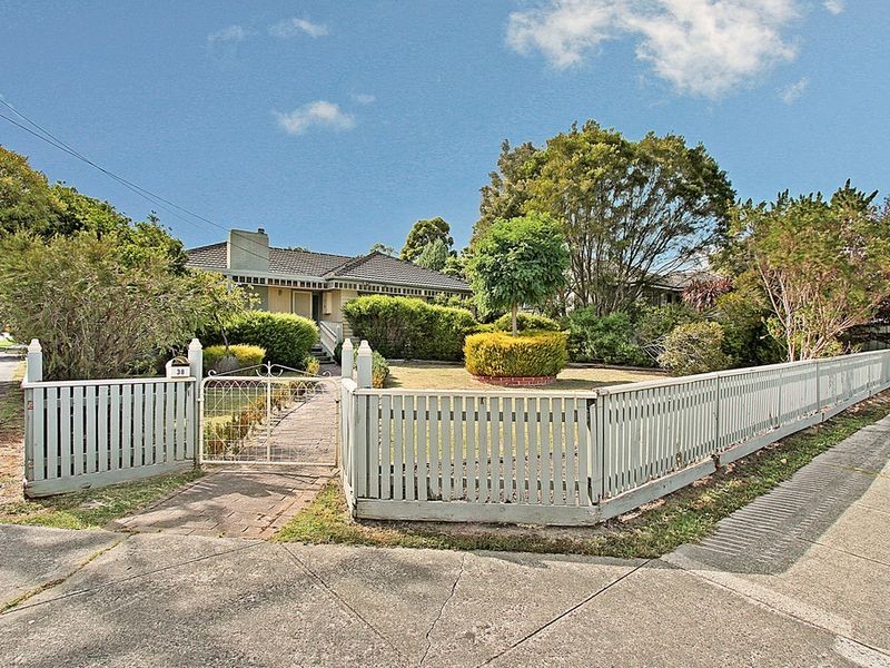 38 Tamworth Road, Kilsyth VIC 3137