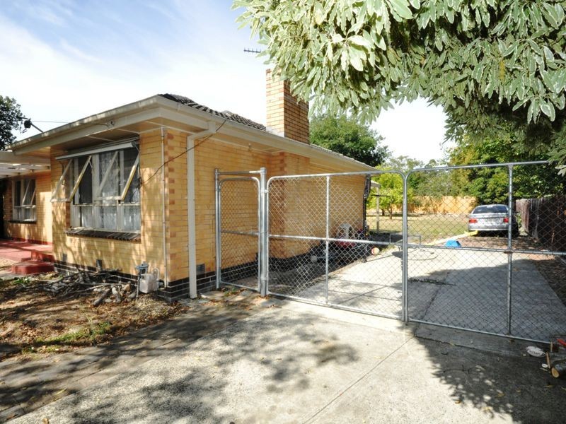 7 Wickham Road, Croydon VIC 3136