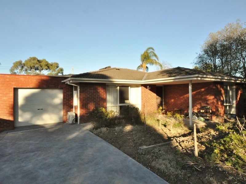 2 Tara Close, Croydon VIC 3136