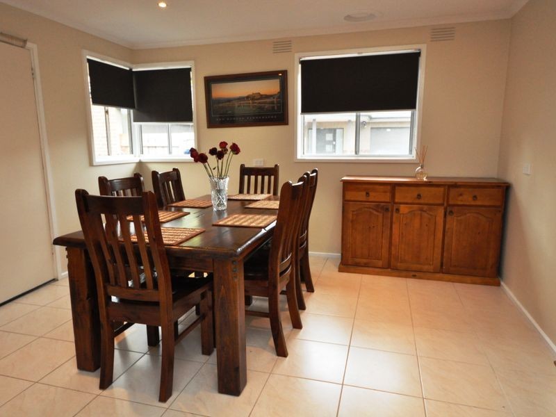 1/32 Hillview Drive, Kilsyth VIC 3137