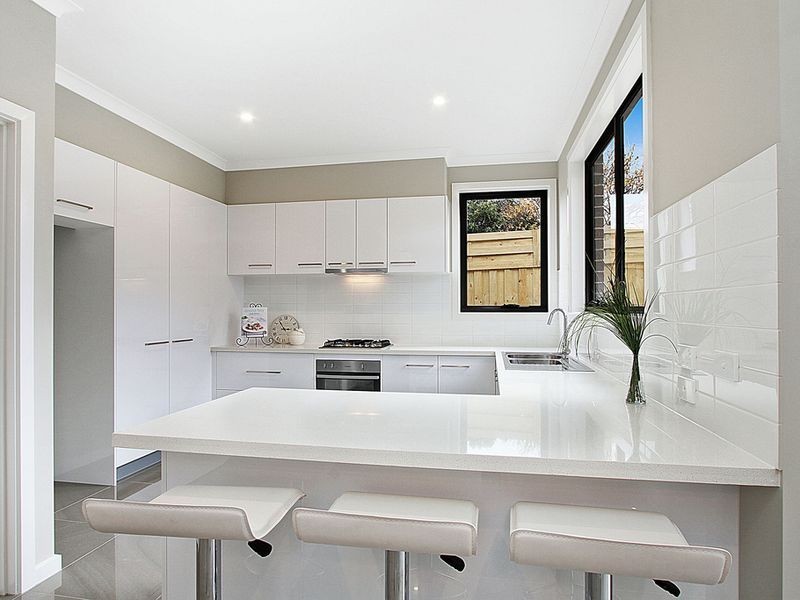 1A Midhurst Road, Croydon VIC 3136