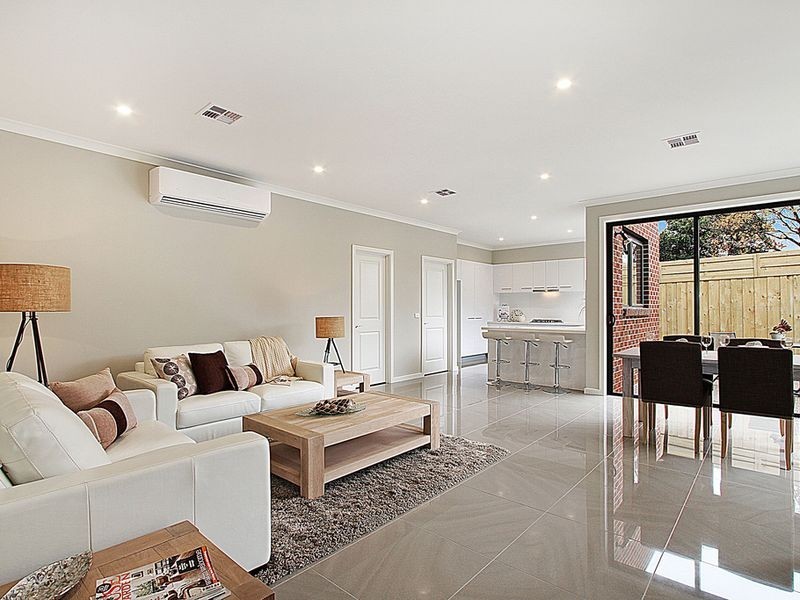 1A Midhurst Road, Croydon VIC 3136