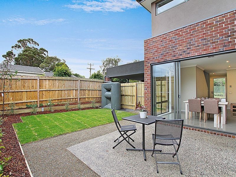 1A Midhurst Road, Croydon VIC 3136