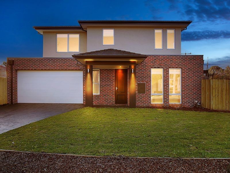 17 Broughton Avenue, Croydon VIC 3136