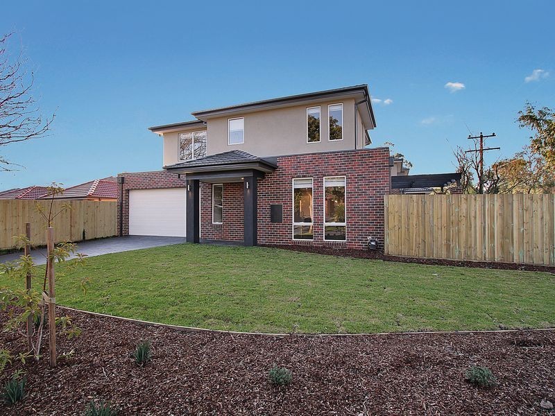 17 Broughton Avenue, Croydon VIC 3136