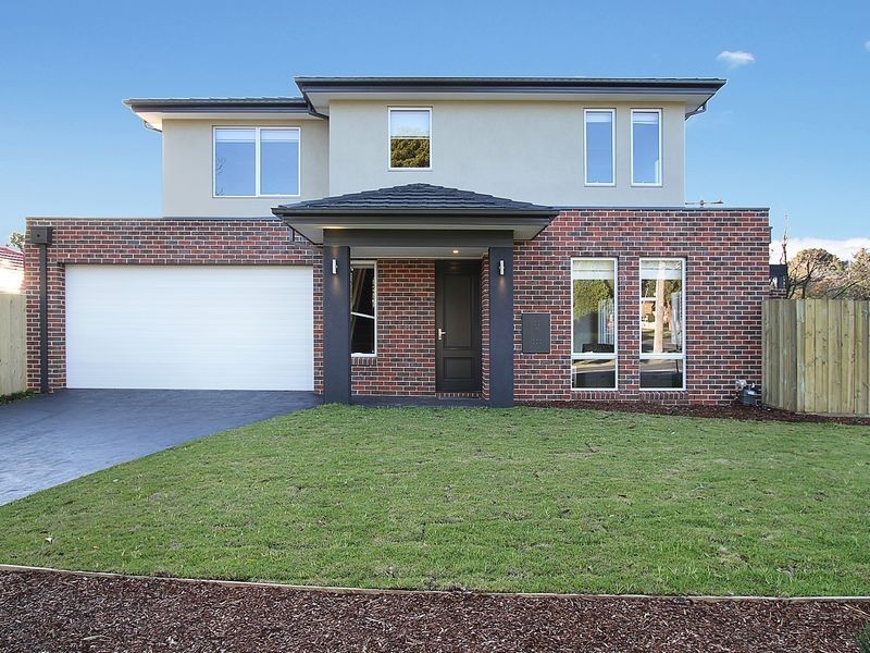 17 Broughton Avenue, Croydon VIC 3136